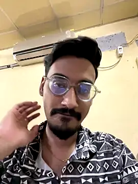 hypersexdriveboi online show from September 2025 08:03:02 AM