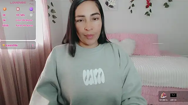 Snapshot of luna_lgomez_ chatting on October 2025 02:07:01 PM luna lgomez  online show from October 2025 02:07:01 PM