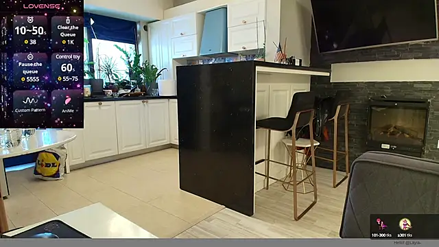 Layla- online show from February 2025 12:39:01 PM