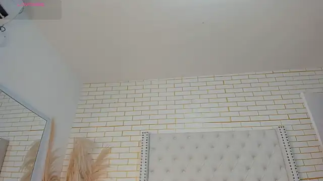 Emilly wilson  online show from January 2026 11:26:02 AM