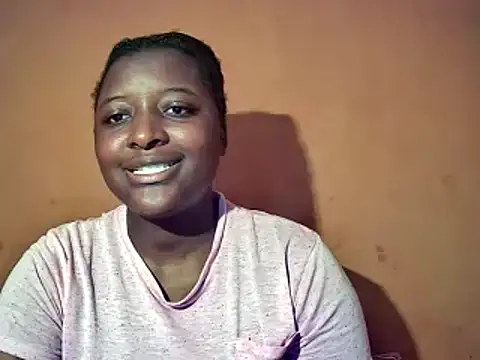 sexyhips2001 online show from December 2025 05:07:02 PM