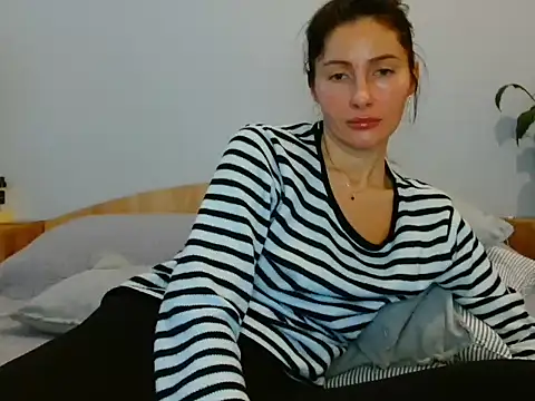 Irina9793 online show from February 2026 10:00:01 AM