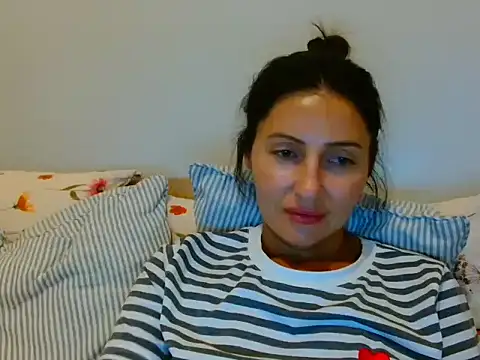 Irina9793 online show from August 2026 05:48:02 PM