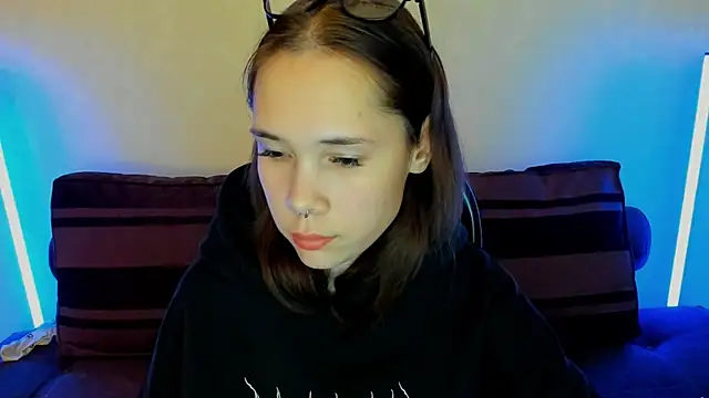 Snapshot of LilKittens chatting on March 2025 05:18:01 PM LilKittens online show from March 2025 05:18:01 PM
