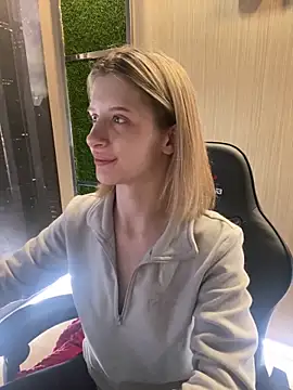 Snapshot of amorearte_m chatting on March 2025 11:09:01 PM amorearte m online show from March 2025 11:09:01 PM