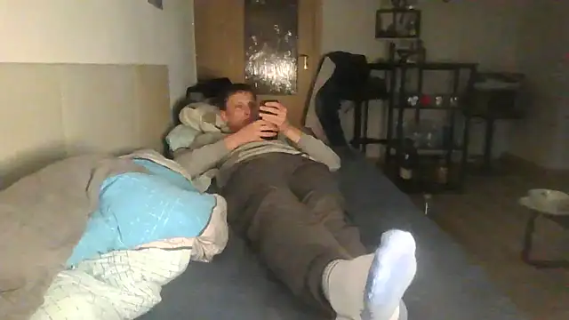 Snapshot of spritzer182 chatting on November 2025 03:23:01 PM spritzer182 online show from November 2025 03:23:01 PM