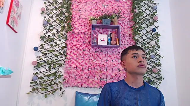 Snapshot of willians___0 chatting on October 2025 03:48:01 AM willians 0 online show from October 2025 03:48:01 AM