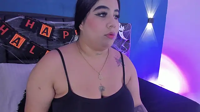 DANESKA HILLER online show from October 2025 07:25:01 PM