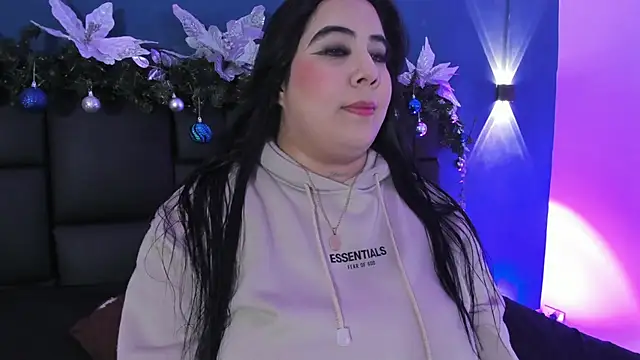 DANESKA HILLER online show from January 2026 08:01:01 PM