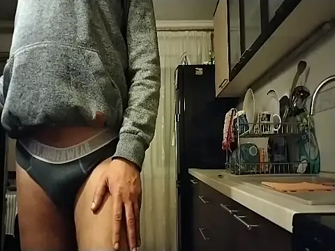 Snapshot of Snajperbaba chatting on October 2025 10:48:02 PM Snajperbaba online show from October 2025 10:48:02 PM