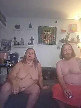 SpnzTnT online show from August 2026 02:47:02 AM