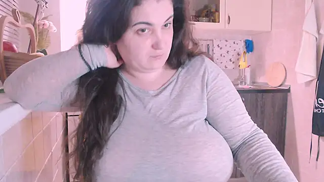 SoftLia online show from March 2025 04:09:01 PM