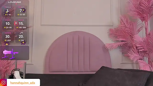 Hanaahquinn online show from December 2025 11:59:01 AM