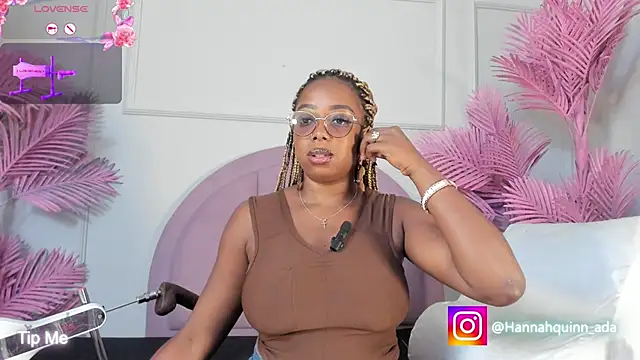 Hanaahquinn online show from March 2026 12:01:01 PM