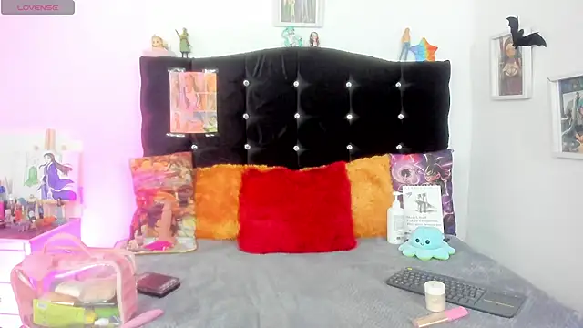 young jung online show from November 2025 09:16:01 PM