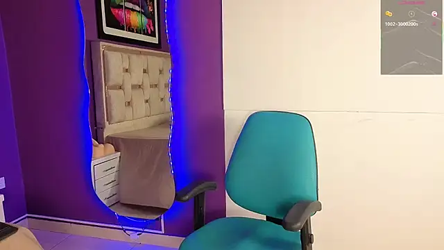 emilyy cooperr online show from May 2026 12:13:02 PM