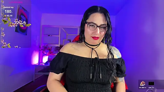 Snapshot of tamara_rouse1 chatting on September 2025 04:17:02 AM tamara rouse1 online show from September 2025 04:17:02 AM