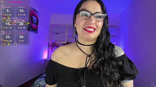 Snapshot of tamara_rouse1 chatting on October 2025 04:19:02 AM tamara rouse1 online show from October 2025 04:19:02 AM