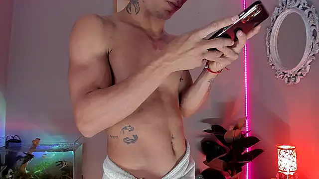 CRAZY-BOY99 online show from September 2025 09:43:02 AM