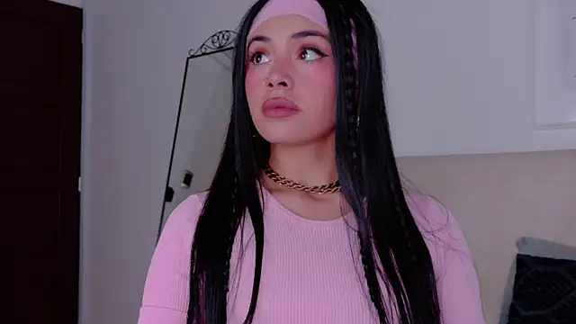 SaritaBratz online show from February 2026 08:57:02 PM