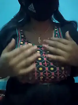 Snapshot of Sexyradha_ chatting on March 2026 04:03:01 PM Sexyradha online show from March 2026 04:03:01 PM