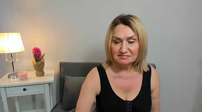 IsabellaSexyMilf online show from March 2025 07:28:02 PM