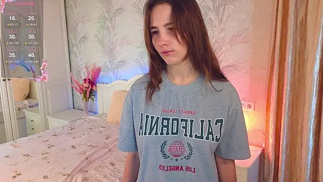 JaneVibes online show from October 2025 06:44:01 AM