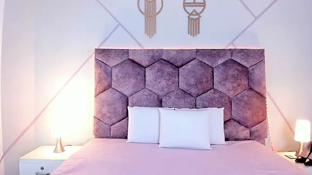 Snapshot of aurora_collinss_ chatting on November 2025 01:00:01 PM aurora collinss online show from November 2025 01:00:01 PM