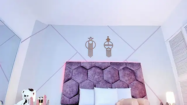 Snapshot of aurora_collinss_ chatting on January 2026 12:54:02 PM aurora collinss online show from January 2026 12:54:02 PM