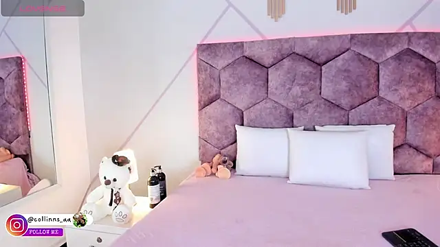 Snapshot of aurora_collinss_ chatting on January 2026 12:42:01 PM aurora collinss online show from January 2026 12:42:01 PM