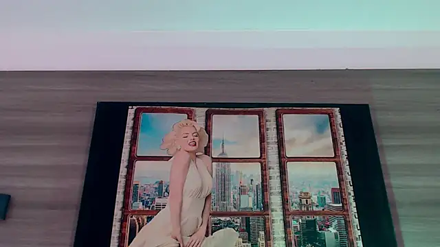 SashaNova online show from October 2025 05:17:02 AM