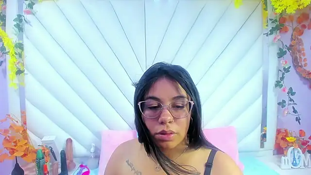  Violeta 18 online show from November 2025 03:05:01 AM