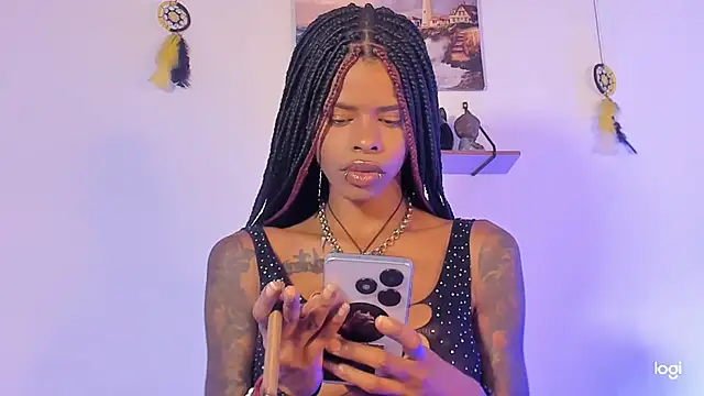 Snapshot of Aprillebony chatting on October 2025 07:22:02 PM Aprillebony online show from October 2025 07:22:02 PM