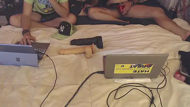 weknowourworth6999 online show from October 2025 12:08:02 AM