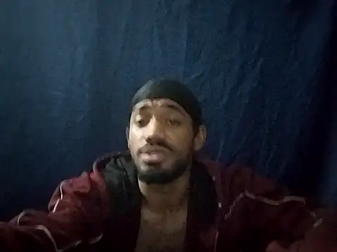 Snapshot of ThroaThoeGOAT chatting on March 2025 03:30:01 AM ThroaThoeGOAT online show from March 2025 03:30:01 AM