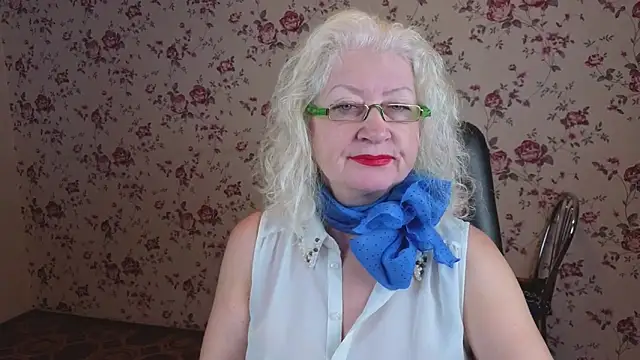 Maya Mayflower online show from November 2025 04:11:02 AM