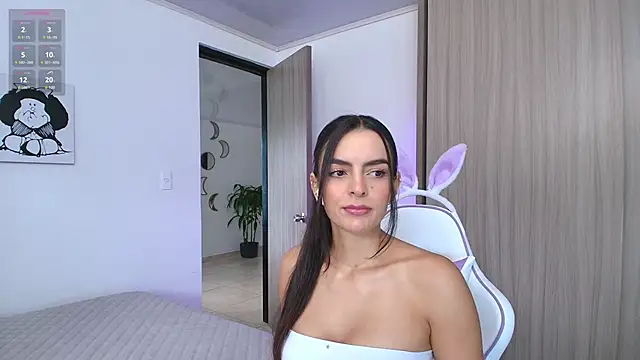 Snapshot of Abigail_cruz chatting on March 2025 06:21:02 PM Abigail cruz online show from March 2025 06:21:02 PM