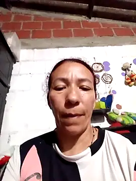 Antonela45 online show from December 2025 01:23:02 AM