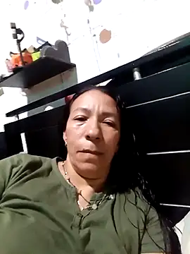 Snapshot of Antonela45 chatting on May 2026 10:04:02 PM Antonela45 online show from May 2026 10:04:02 PM