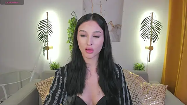 Erika Flame online show from October 2025 12:47:01 PM