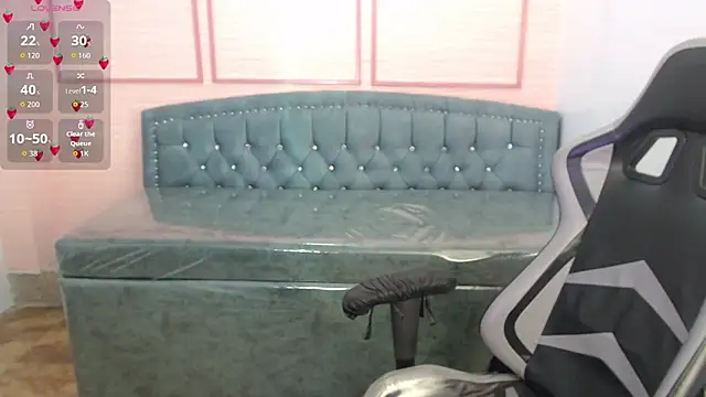 alexa romero t online show from November 2025 01:22:01 PM