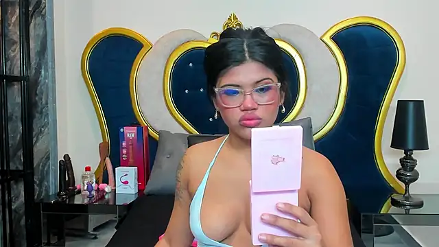 NovaMichel online show from December 2025 11:26:02 AM