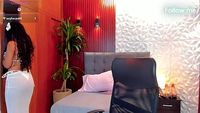 Snapshot of Sasha_rd chatting on May 2026 01:17:02 PM Sasha rd online show from May 2026 01:17:02 PM