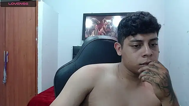 Snapshot of Alejandroo_22 chatting on March 2025 06:23:02 PM Alejandroo 22 online show from March 2025 06:23:02 PM