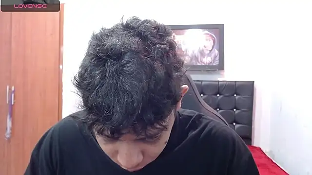 Snapshot of Alejandroo_22 chatting on March 2025 01:07:02 PM Alejandroo 22 online show from March 2025 01:07:02 PM