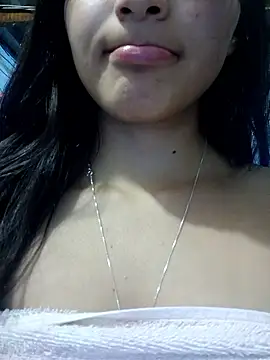 Snapshot of Valen_Person chatting on October 2025 10:25:02 PM Valen Person online show from October 2025 10:25:02 PM