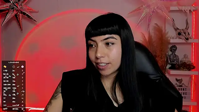 Snapshot of Saraa_Desiree chatting on March 2025 01:58:02 AM Saraa Desiree online show from March 2025 01:58:02 AM