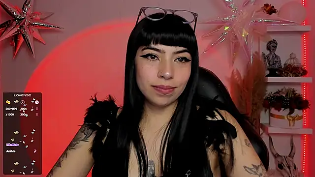 Snapshot of Saraa_Desiree chatting on March 2025 05:53:02 PM Saraa Desiree online show from March 2025 05:53:02 PM