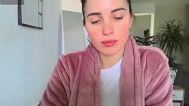 neferutt online show from February 2026 01:18:01 PM