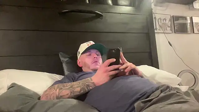 Snapshot of Thegreatwhitepipe chatting on March 2025 11:19:01 AM Thegreatwhitepipe online show from March 2025 11:19:01 AM